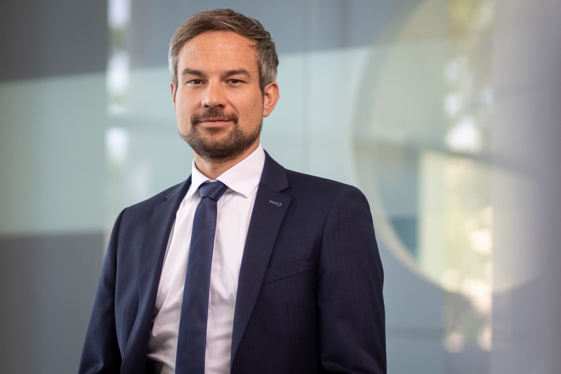 Daniel Milz: Ihr Unternehmens- und Personalberater sowie Experte für Mergers and Acquisitions (M&A) für Ravensburg, Weingarten und Umgebung.